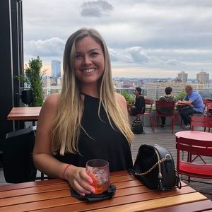 Meet your Posher, Jillian